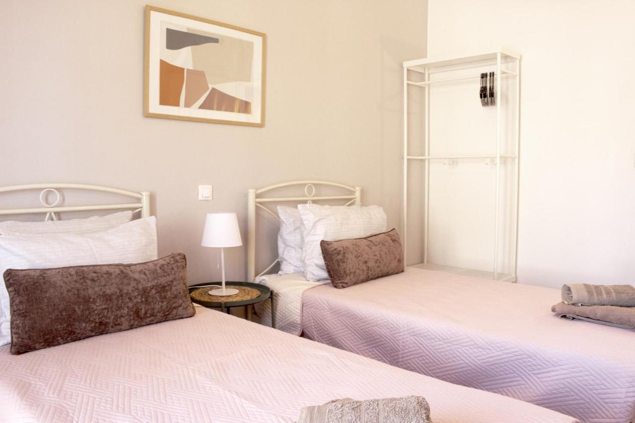 Ayerina Ground Floor Apartment Арилас Екстериор снимка